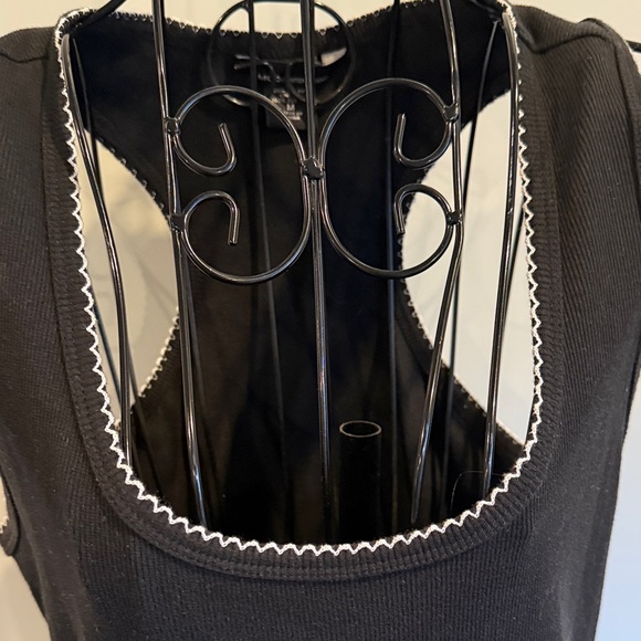 Moda International Black and White‎ crochet tank Dress - Picture 3 of 4